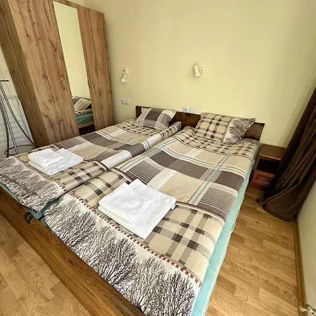 Pine Tree One Bedroom *